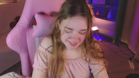 Tiffany online show from 04-14-26, 03:51