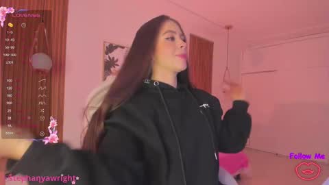 Snapshot of tiffanywright_ chatting on 02-18-25, 12:39 Tiffany online show from 02-18-25, 12:39