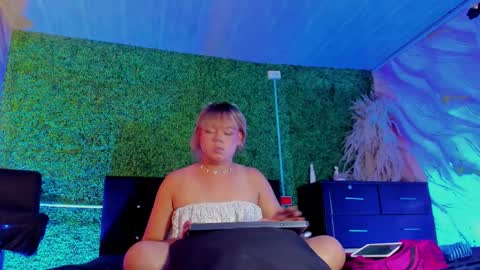 tiffanyy_deluxe online show from 02-28-26, 01:45