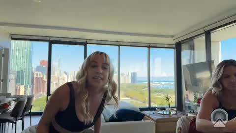 Tiffstreatsxoxo online show from 09-25-25, 05:27