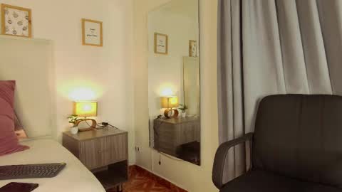 Snapshot of tiffvalentinee_ chatting on 02-19-25, 07:48 Tiffany online show from 02-19-25, 07:48