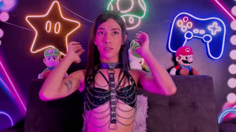 Snapshot of tiffvalentinee_ chatting on 02-22-25, 11:13 Tiffany online show from 02-22-25, 11:13