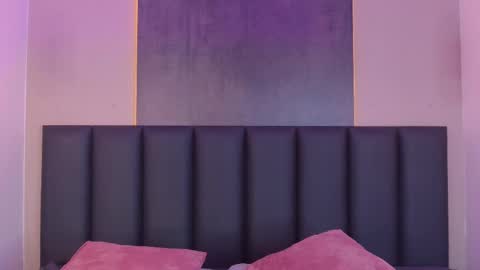 Snapshot of tiffvalentinee_ chatting on 02-27-25, 08:31 Tiffany online show from 02-27-25, 08:31