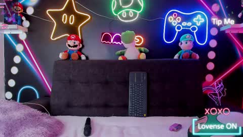 Snapshot of tiffvalentinee_ chatting on 03-02-25, 01:36 Tiffany online show from 03-02-25, 01:36