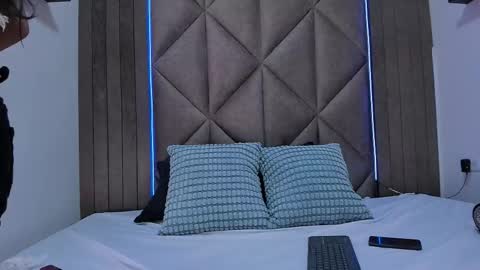 Snapshot of tiffvalentinee_ chatting on 09-13-25, 07:46 Tiffany online show from 09-13-25, 07:46