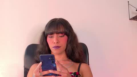 Snapshot of tiffvalentinee_ chatting on 10-20-25, 08:20 Tiffany online show from 10-20-25, 08:20