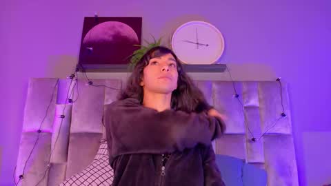 Snapshot of tiffvalentinee_ chatting on 10-26-25, 12:22 Tiffany online show from 10-26-25, 12:22