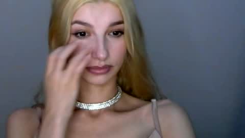 Ask me online show from 07-30-26, 01:15