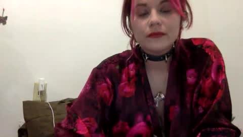 Snapshot of tigerlily228 chatting on 09-18-25, 05:20 Tigerlily online show from 09-18-25, 05:20