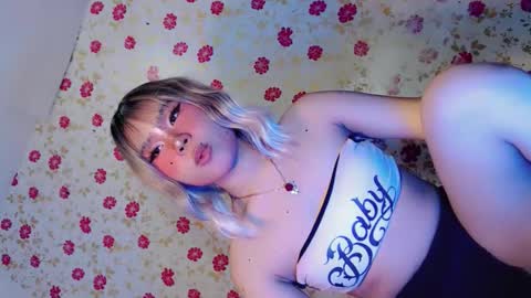 tight_elliana online show from 04-22-26, 09:49