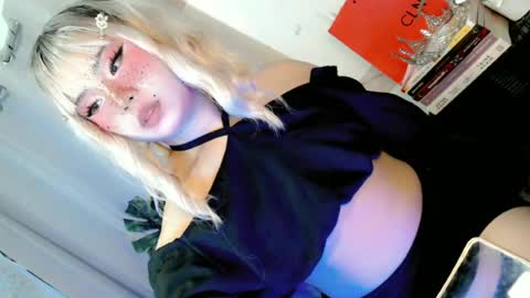Snapshot of tight_elliana chatting on 07-02-26, 11:38 tight_elliana online show from 07-02-26, 11:38