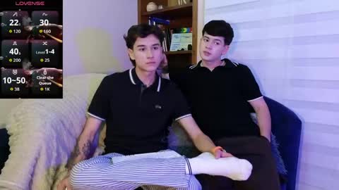 Snapshot of tightncuteass chatting on 05-31-26, 02:53 Camilo online show from 05-31-26, 02:53