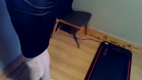 Snapshot of tightsboy2023 chatting on 09-24-25, 08:28 Vanessa online show from 09-24-25, 08:28