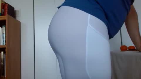 Snapshot of tightshortsspank chatting on 02-11-25, 07:38 Tightshortsspank online show from 02-11-25, 07:38