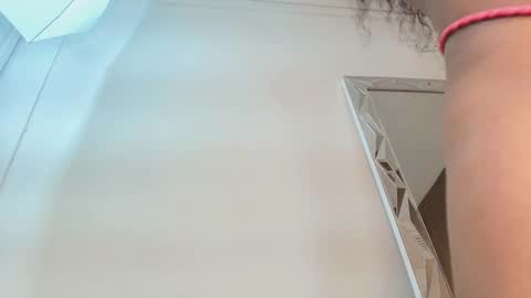 T I F F A N Y online show from 09-25-25, 11:08