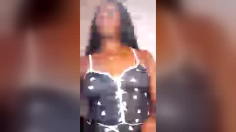 Snapshot of tiiffanybrown chatting on 06-12-26, 08:57 Tiiffany Brown online show from 06-12-26, 08:57