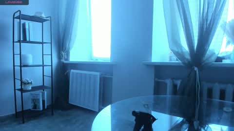 Elizabeth Elize online show from 11-16-25, 07:14