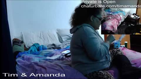 Snapshot of timamanda chatting on 11-26-25, 08:54 Tim Amanda online show from 11-26-25, 08:54