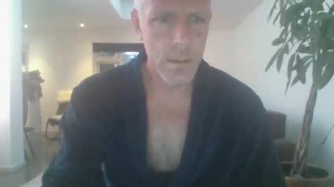 Snapshot of times20 chatting on 09-27-25, 05:23 times20 online show from 09-27-25, 05:23