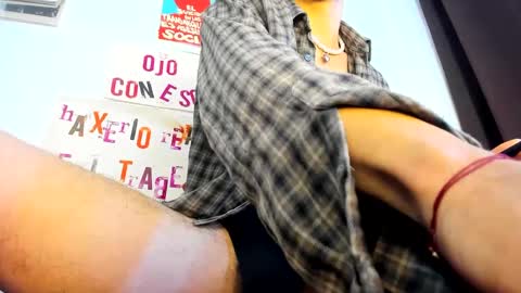 Snapshot of timewith_sebas chatting on 12-31-24, 01:41 salem online show from 12-31-24, 01:41