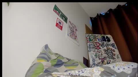 Snapshot of timewith_sebas chatting on 10-24-25, 10:06 salem online show from 10-24-25, 10:06