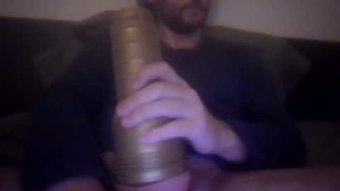Snapshot of timjelo2269 chatting on 02-12-26, 05:24 Tim online show from 02-12-26, 05:24