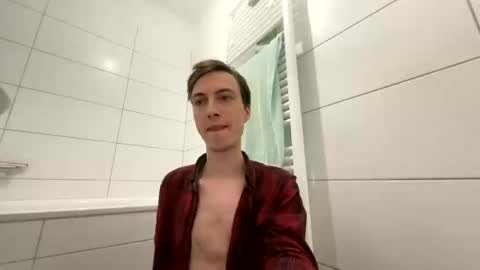 Snapshot of timjustus649874 chatting on 02-14-25, 01:29 TimJustus online show from 02-14-25, 01:29