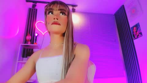 Hallie And Annie online show from 02-26-26, 02:43