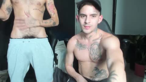wanna play bareback uncut colombian couple new twink bbk online show from 02-19-25, 09:17