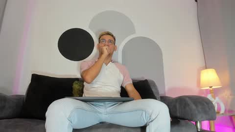 timi  jones online show from 01-09-25, 08:44