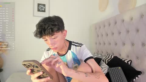 Timothy 21 years old online show from 01-26-25, 10:35