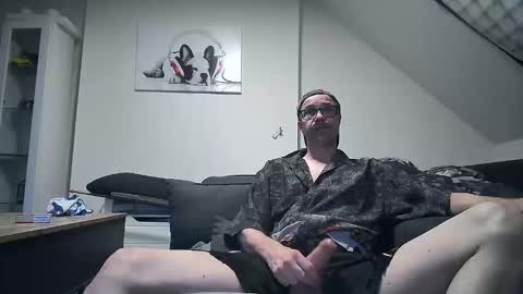 Snapshot of timpop51 chatting on 04-03-26, 04:54 timpop51 online show from 04-03-26, 04:54