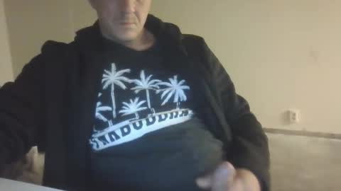 Snapshot of timswe90 chatting on 04-19-26, 11:18 timswe90 online show from 04-19-26, 11:18