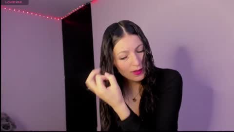 Snapshot of tina_2204 chatting on 07-11-26, 12:08 tina_2204 online show from 07-11-26, 12:08