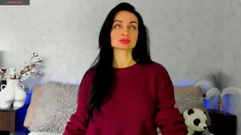 Tina online show from 02-09-26, 08:18