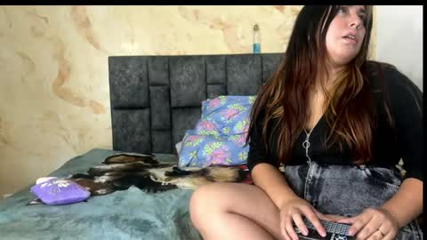 tina_russo online show from 04-21-26, 03:24