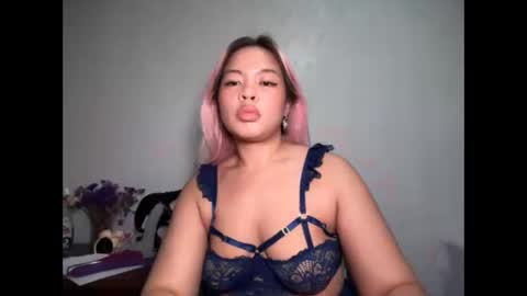Tina online show from 05-11-26, 12:33