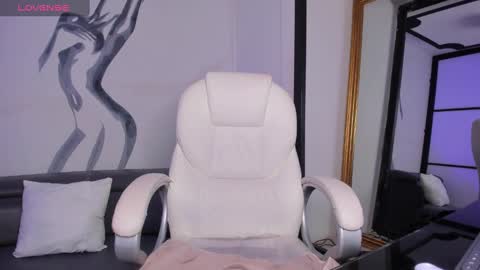 Snapshot of tinaajones_ chatting on 02-07-25, 03:30 Tina online show from 02-07-25, 03:30