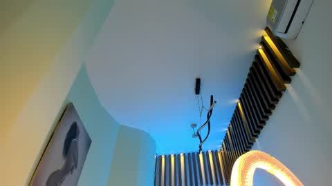 Snapshot of tinaajones_ chatting on 10-27-25, 04:05 Tina online show from 10-27-25, 04:05