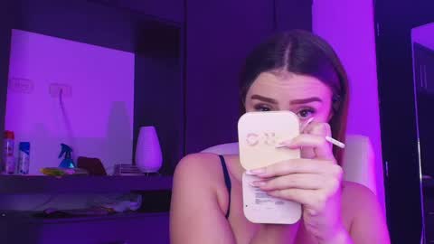 Snapshot of tinaajones_ chatting on 05-12-26, 02:41 Tina online show from 05-12-26, 02:41