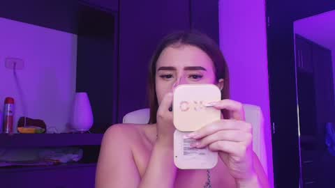 Snapshot of tinaajones_ chatting on 05-25-26, 04:18 Tina online show from 05-25-26, 04:18