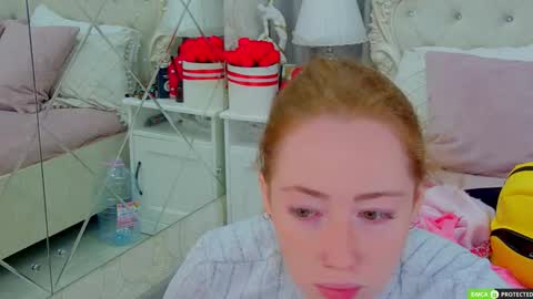 Tina online show from 09-17-25, 03:30