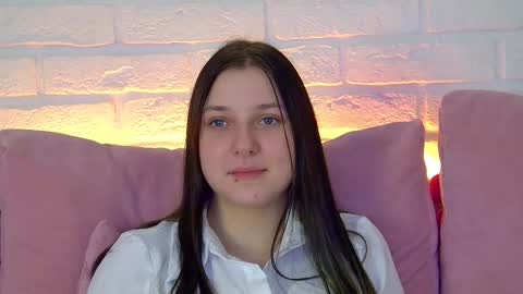 TinaBurton online show from 11-22-25, 07:07