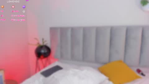 Snapshot of tinacurly chatting on 07-18-26, 10:19 Tina online show from 07-18-26, 10:19