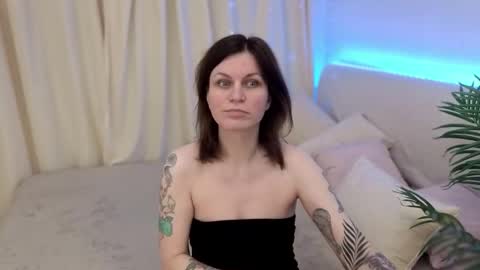 TinaMelt online show from 11-09-25, 07:23