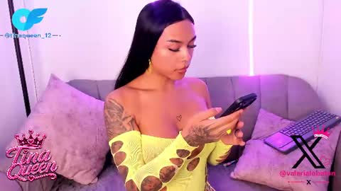 tinaqueen_ online show from 06-18-26, 03:27