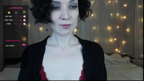 Snapshot of tinawincee chatting on 01-02-25, 04:52 Tina online show from 01-02-25, 04:52