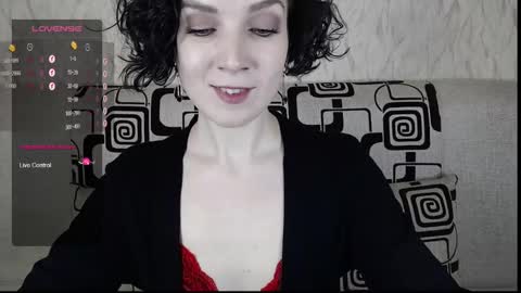 Snapshot of tinawincee chatting on 02-13-25, 05:48 Tina online show from 02-13-25, 05:48