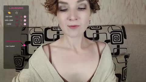 Snapshot of tinawincee chatting on 09-15-25, 04:45 Tina online show from 09-15-25, 04:45