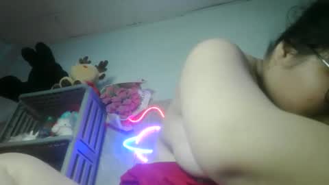 Snapshot of tini_bei chatting on 04-27-26, 04:16 tini_bei online show from 04-27-26, 04:16